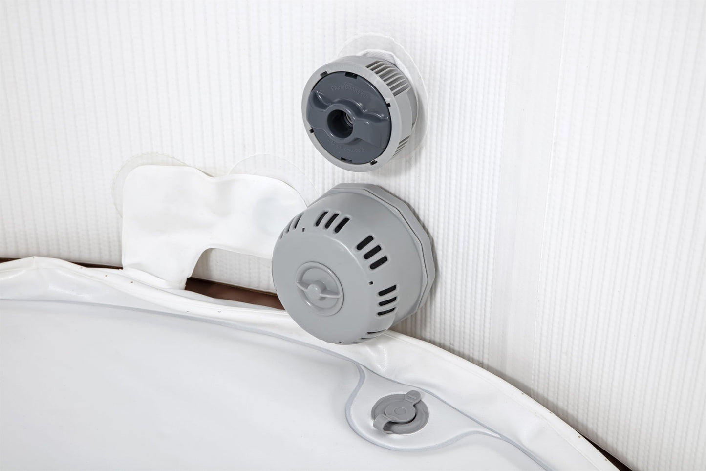 Bestway® LAY-Z-SPA® Whirlpool Helsinki AirJet Plus™ für 7 Personen, Ø 180 x 66 cm, Holz-Optik (Pinie)